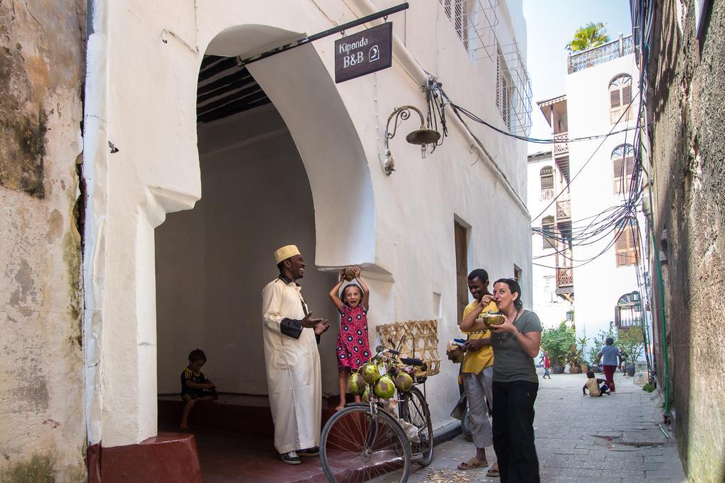 Kiponda B&B Zanzibar ภายนอก รูปภาพ